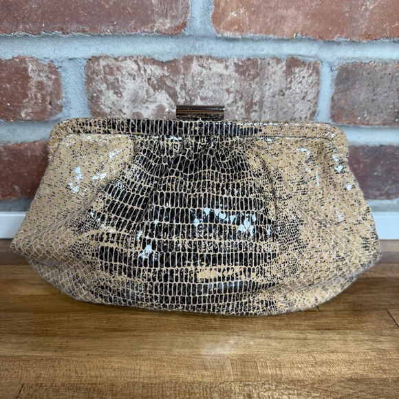 Hobo Dove Crackle Exotic Animal Print Python Clutch Bag - Picture 3 of 8